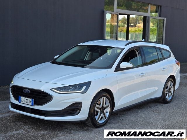 Ford Focus 1.5 120 AT8 Business Navy-Telecamera, del 2022, 81.221 km, in vendita a Foggia (CB)