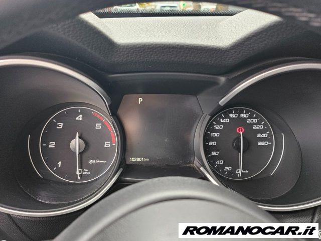Alfa Romeo Stelvio 2.2 Turbodiesel 160 CV AT8 RWD Sport-Tech, del 2019, 101.221 km, in vendita a Foggia (CB)