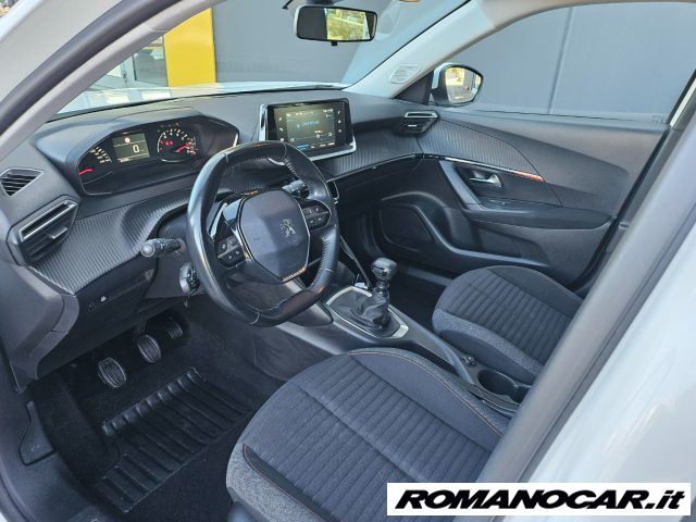 Peugeot 2008 PureTech 100 Active usato a FOGGIA