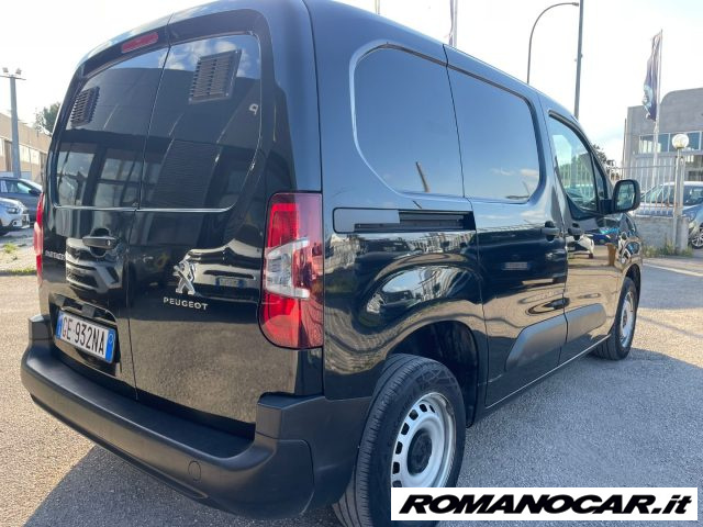 Peugeot Partner BlueHDi 100 PC 1000Kg Furgone Pro, del 2021, 51.574 km, in vendita a Foggia (CB)