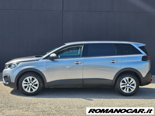 Peugeot 5008 BlueHDi 130 EAT8 Business NAVY 5P usato a FOGGIA