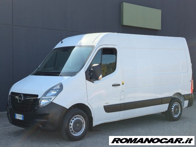 Opel Movano 35 2.3d 135CV L2-H2 40.000 KM. NAVY usato a FOGGIA