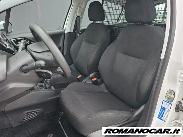Peugeot 208 BlueHDi 100 5p. Mix 2P N1, del 2020, 93.221 km, in vendita a Foggia (CB)