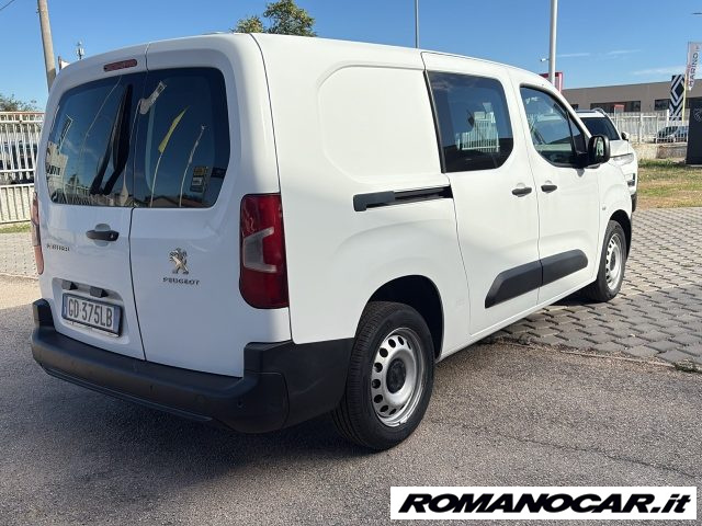 Peugeot Partner BlueHDi 100 PL-DC Furgone Mobile, del 2021, 219.637 km, in vendita a Foggia (CB)