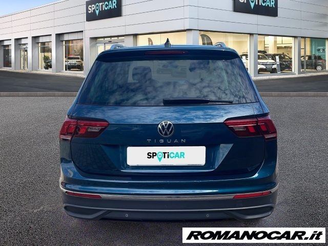 Volkswagen Tiguan 2.0 TDI 150 CV SCR DSG Life, del 2020, 226.785 km, in vendita a Foggia (CB)