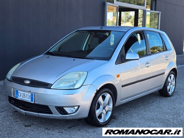 Ford Fiesta 1.2 16V 5p. Ambiente, del 2005, 175.221 km, in vendita a Foggia (CB)