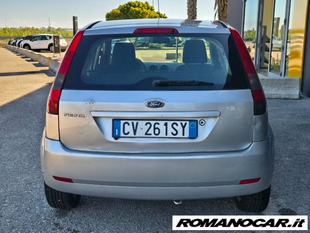 Ford Fiesta 1.2 16V 5p. Ambiente - foto 4 di 4