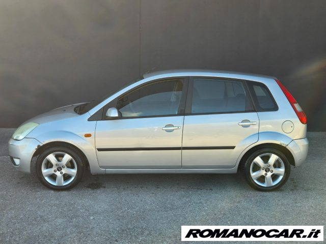 Ford Fiesta 1.2 16V 5p. Ambiente - foto 2 di 4