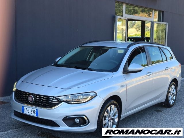 Fiat Tipo 1.3 Mjt SW Business NAVY 61.000 KM., del 2019, 61.221 km, in vendita a Foggia (CB)