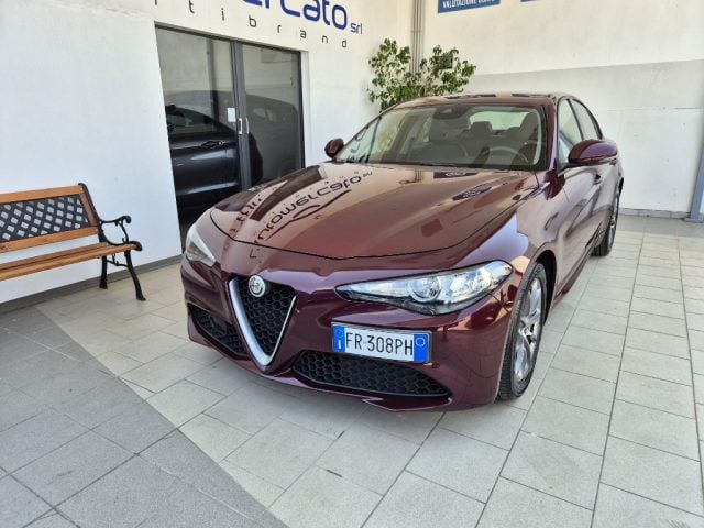 Alfa Romeo Giulia 2.2 Turbodiesel 150 CV Executive - foto 2 di 4