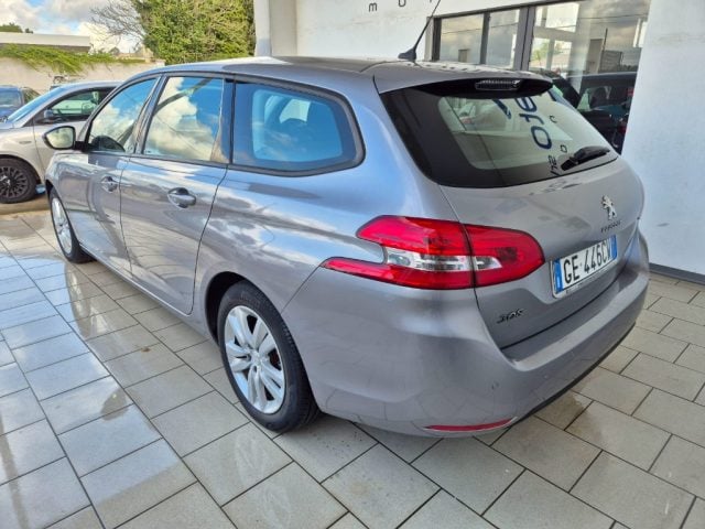Peugeot 308 BlueHDi 130 S&S SW - foto 4 di 4