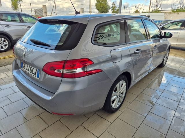Peugeot 308 BlueHDi 130 S&S SW - foto 3 di 4