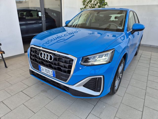 Audi Q2 30 TDI S line Edition - foto 2 di 4