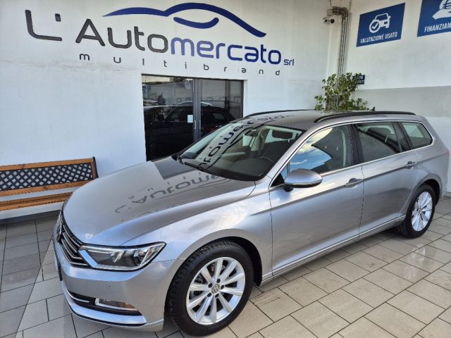 Volkswagen Passat Variant 1.6 TDI DSG Business BMT usato a FRANCAVILLA FONTANA