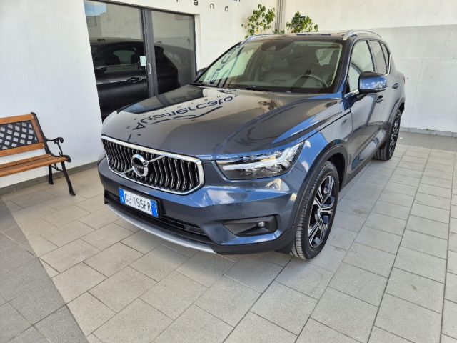 Volvo XC40 D3 AWD Inscription - foto 2 di 4