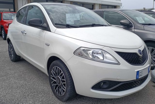 Lancia Ypsilon 1.0 Hybrid Gold TETTO APRIBILE, PREZZO REALE usato a FIUMICINO
