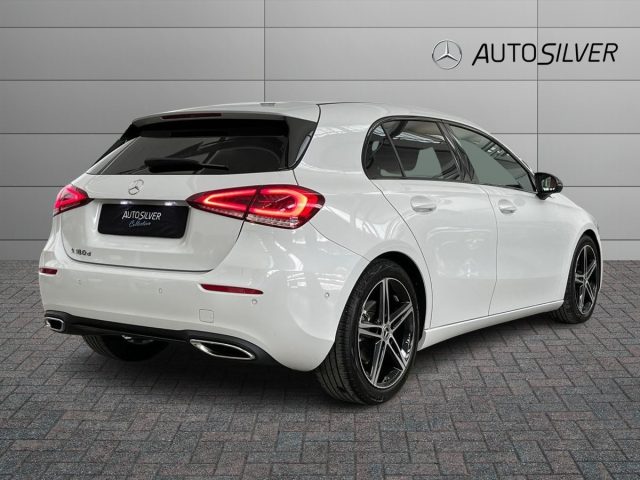 Mercedes-Benz A 180 d Automatic Sport Night Ed. - foto 2 di 4
