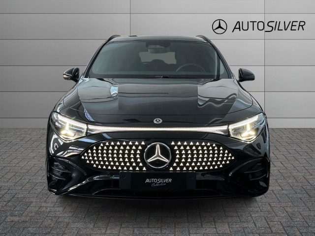 Mercedes-Benz CLA 250 + EQ Shooting Brake AMG Line Advanced Plus - foto 3 di 4