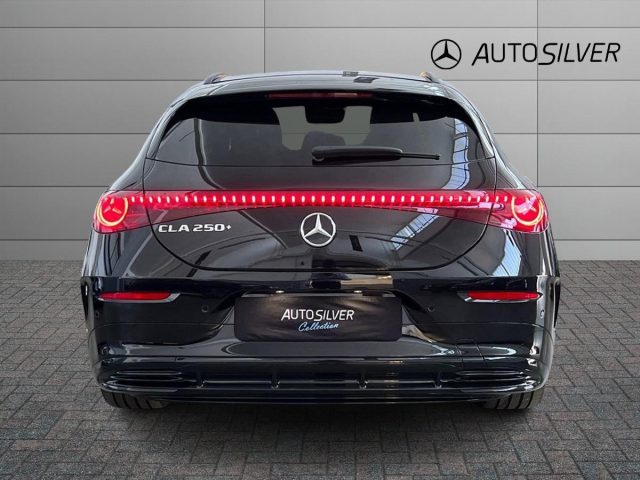 Mercedes-Benz CLA 250 + EQ Shooting Brake AMG Line Advanced Plus - foto 4 di 4