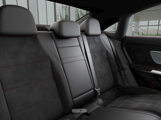 Mercedes-Benz CLA 200 4matic AMG Line Premium nuovo a VERONA