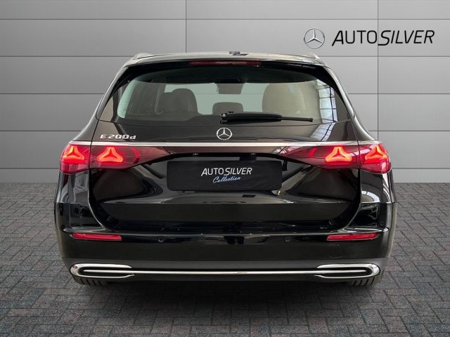 Mercedes-Benz E 200 d Mild hybrid S.W. Advanced - foto 4 di 4