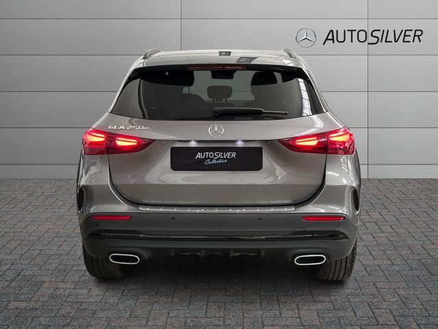 Mercedes-Benz GLA 250 e EQ AMG Line Advanced Plus auto - foto 4 di 4
