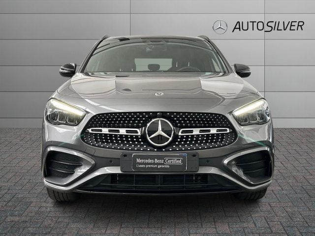 Mercedes-Benz GLA 250 e EQ AMG Line Advanced Plus auto - foto 3 di 4