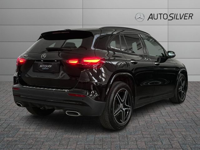 Mercedes-Benz GLA 200 Automatic AMG Line Advanced Plus - foto 4 di 4