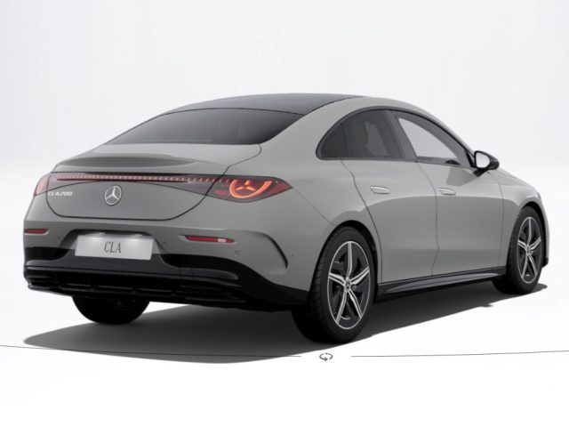Mercedes-Benz CLA 200 AMG Line Premium - foto 2 di 4
