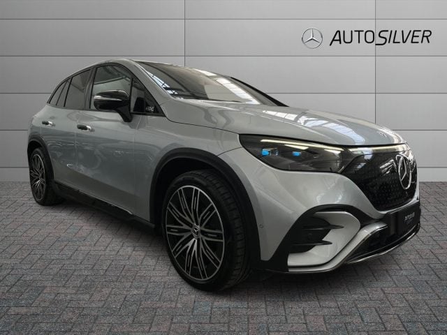 Mercedes-Benz EQE SUV 350 4MATIC AMG Line Premium, del 2025, 11.873 km, in vendita a Verona (VR)