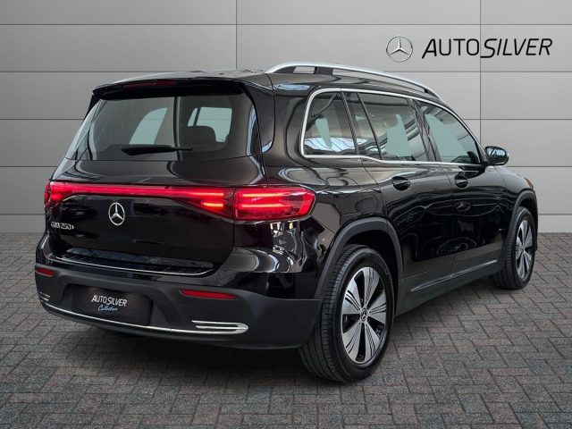 Mercedes-Benz EQB 250+ Premium Tech Edition - foto 4 di 34