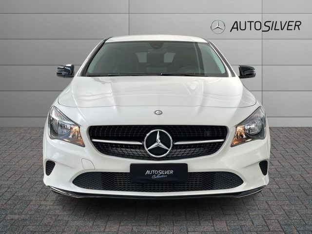Mercedes-Benz CLA 200 d Automatic Shooting Brake Sport - foto 3 di 4