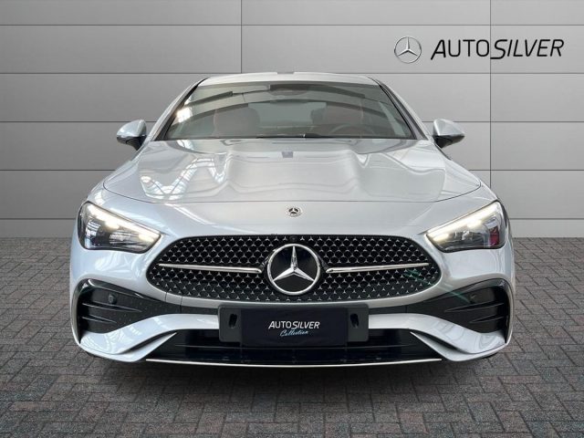 Mercedes-Benz CLE 300 Coupé 4matic AMG Line Premium - foto 3 di 4