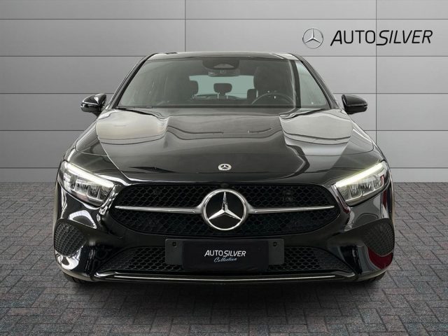 Mercedes-Benz A 180 Automatic Progressive Advanced Plus - foto 3 di 4