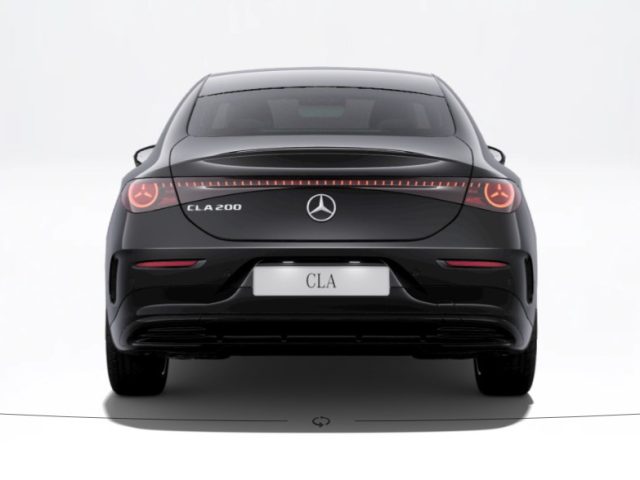 Mercedes-Benz CLA 200 AMG Line Premium - foto 4 di 8