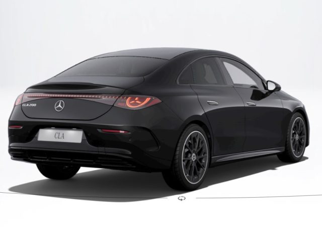 Mercedes-Benz CLA 200 AMG Line Premium - foto 2 di 8