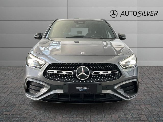 Mercedes-Benz GLA 200 d Automatic 4Matic AMG Line Advanced Plus - foto 3 di 4
