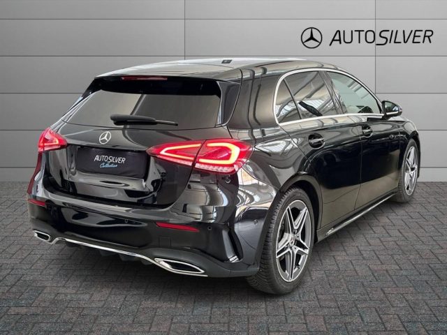 Mercedes-Benz A 180 Automatic Premium - foto 2 di 4