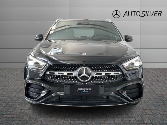 Mercedes-Benz GLA 200 d Automatic 4Matic AMG Line Advanced Plus - foto 3 di 4