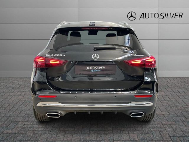 Mercedes-Benz GLA 200 d Automatic 4Matic AMG Line Advanced Plus - foto 4 di 4