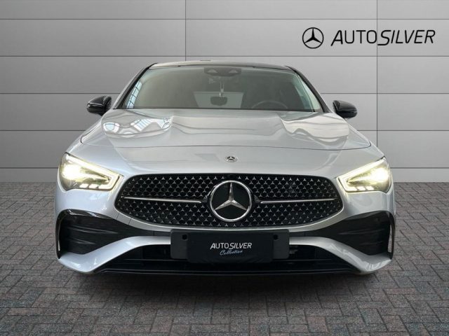Mercedes-Benz CLA 200 d Automatic Shooting Brake AMG Line Premium - foto 3 di 4