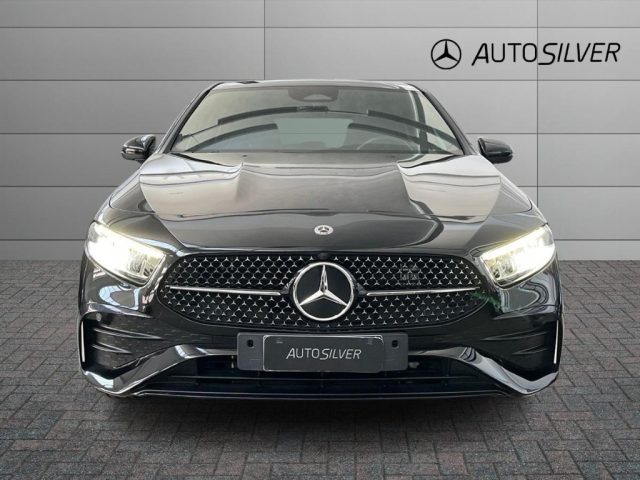 Mercedes-Benz A 250 e hybrid EQ AMG Line Advanced Plus - foto 3 di 4