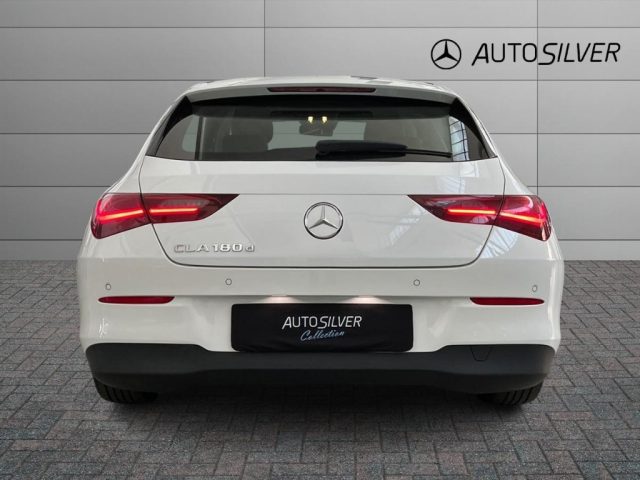 Mercedes-Benz CLA 180 d Automatic Shooting Brake Advanced - foto 4 di 4