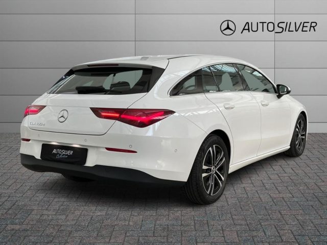 Mercedes-Benz CLA 180 d Automatic Shooting Brake Advanced - foto 2 di 4