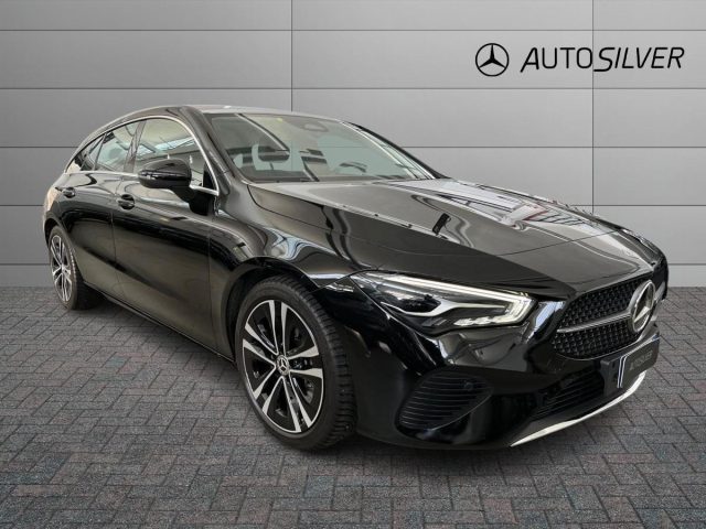 Mercedes-Benz CLA 180 d Automatic Shooting Brake Advanced usato a VERONA