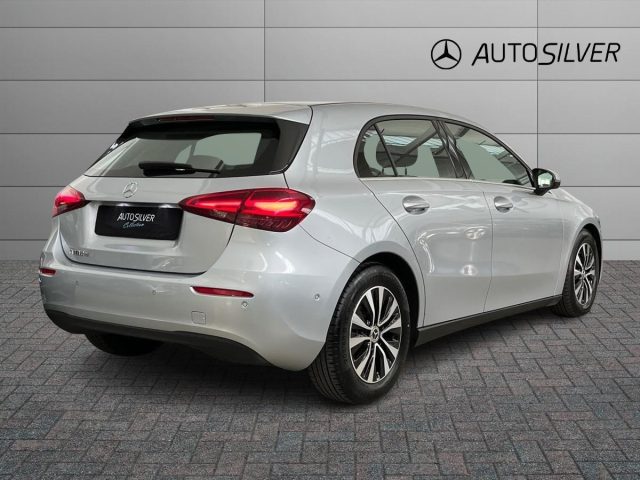 Mercedes-Benz A 180 d Automatic Advanced - foto 2 di 4