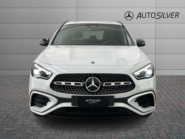 Mercedes-Benz GLA 250 e EQ AMG Line Advanced Plus auto - foto 3 di 4