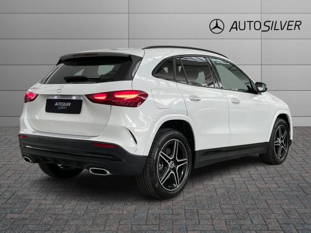 Mercedes-Benz GLA 250 e EQ AMG Line Advanced Plus auto - foto 2 di 4