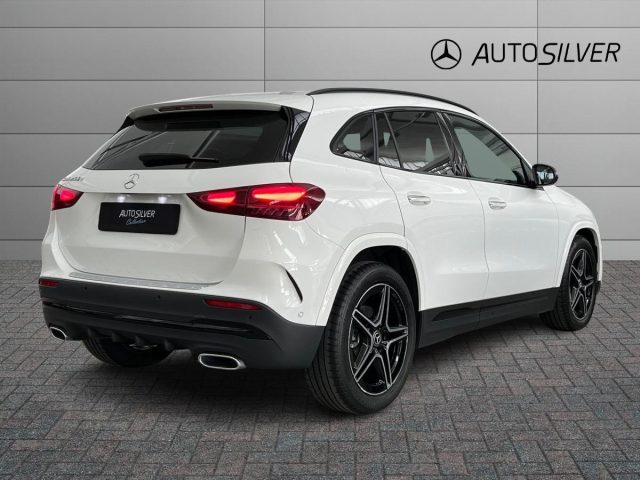 Mercedes-Benz GLA 200 d Automatic AMG Line Advanced Plus - foto 2 di 4
