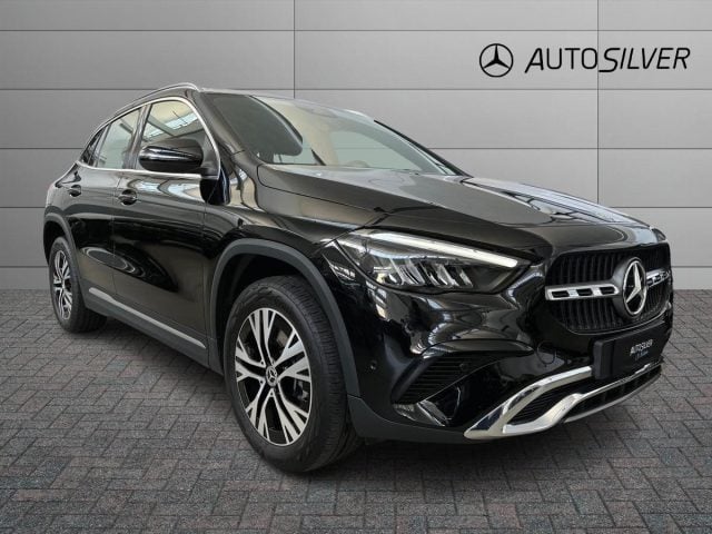 Mercedes-Benz GLA 250 e EQ Advanced Plus auto, del 2023, 34.291 km, in vendita a Verona (VR)